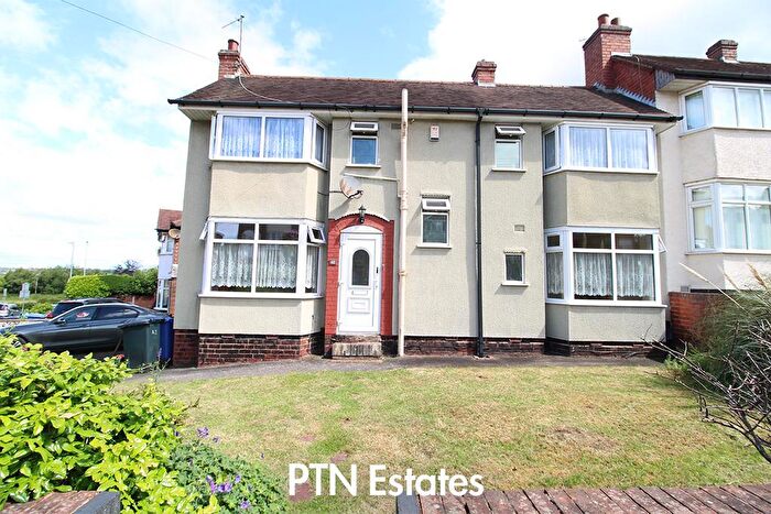 3 Bedroom Semi-Detached House To Rent In Hilderic Crescent, Dudley, DY1