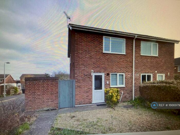 2 Bedroom Semi-Detached House To Rent In Ash Place, Stamford, Lincs, PE9