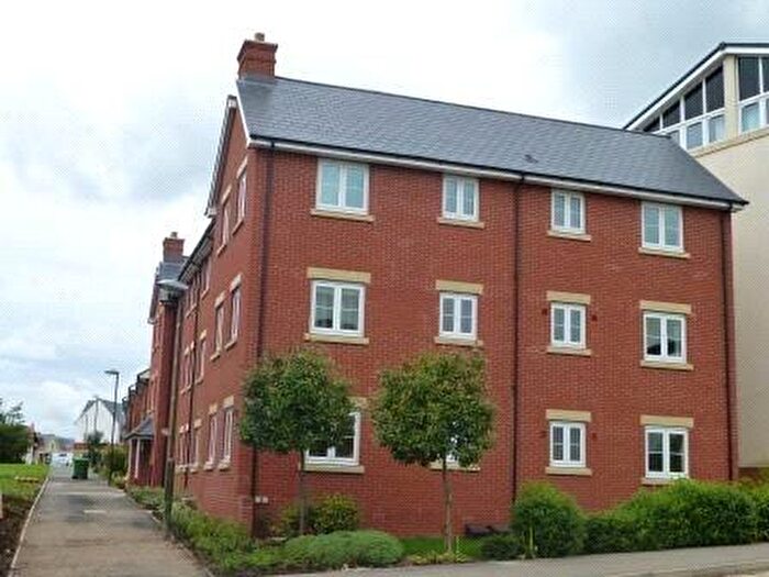 2 Bedroom Apartment To Rent In Jack Russell Close, Stroud, Gloucestershire, GL5