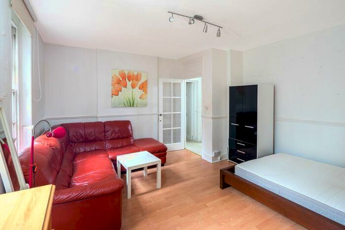 2 Bedroom Flat To Rent In Frewell Buildings, Portpool Lane, London, EC1N