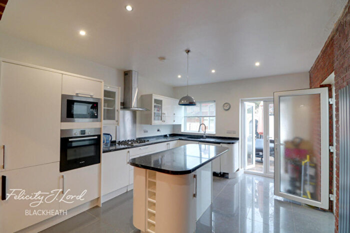 3 Bedroom Terraced House To Rent In Indus Road, London, SE7