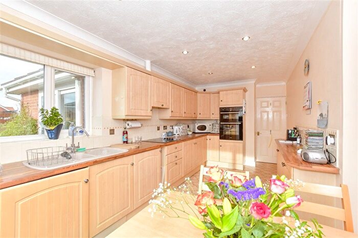 3 Bedroom Detached Bungalow For Sale In Stable Field, Bognor Regis, West Sussex, PO22