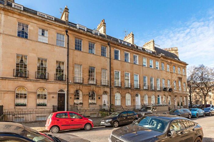 2 Bedroom Apartment To Rent In Johnstone Street, BA2