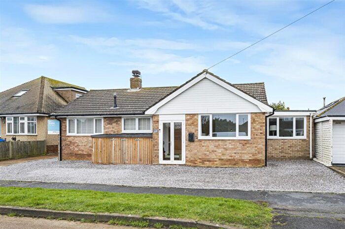3 Bedroom Detached Bungalow For Sale In Capel Avenue, Peacehaven, BN10
