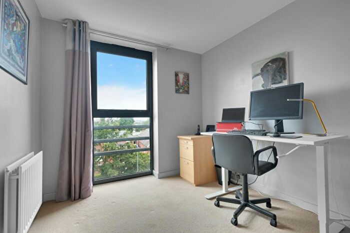 2 Bedroom Apartment For Sale In Upper Chase, Chelmsford, CM2