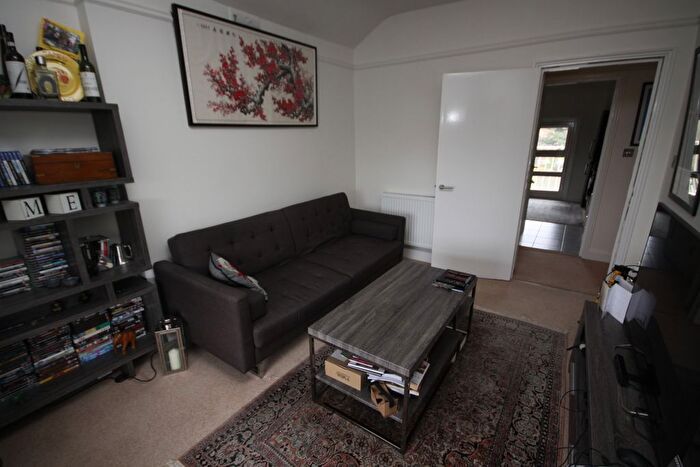 1 Bedroom Flat To Rent In Morden Road, London, SE3