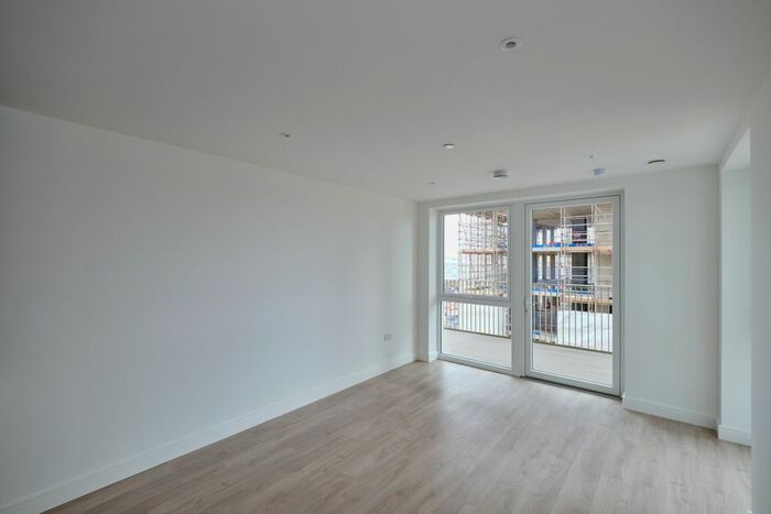 2 Bedroom Flat To Rent In Beresford Avenue, Stonebridge Park, HA0