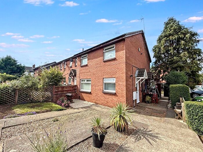 1 Bedroom End Of Terrace House For Sale In Cuthbert Close, Thornaby, Stockton-On-Tees, TS17