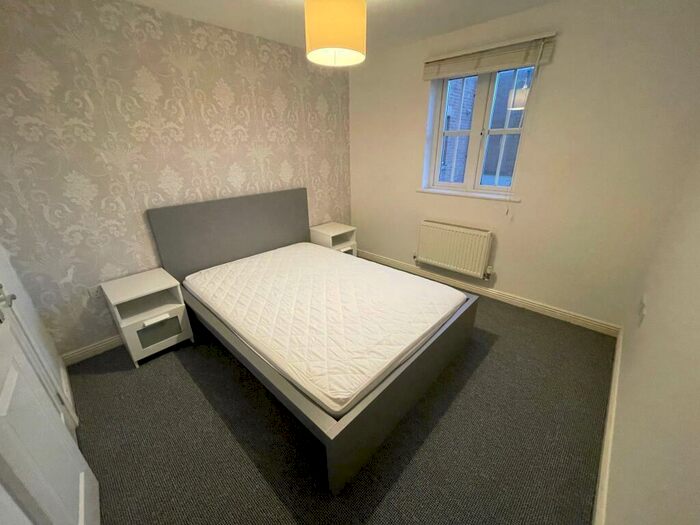 2 Bedroom Apartment To Rent In Waun Ddyfal, Cardiff, CF14
