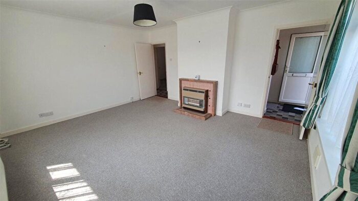 2 Bedroom Bungalow For Sale In Eastoke Avenue, Hayling Island, Hampshire, PO11