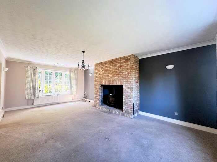 3 Bedroom Property To Rent In Addison Road, Wimblington, March, PE15