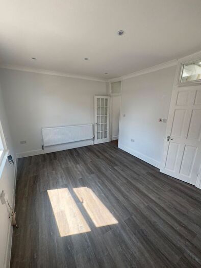 1 Bedroom Flat To Rent In Trafalgar Road, SE10