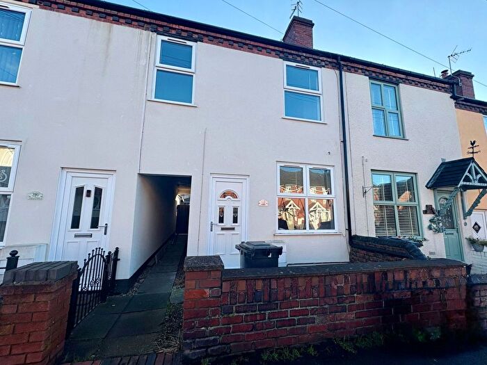 3 Bedroom Terraced House To Rent In Brook Street, Gornal Wood, Dudley, DY3