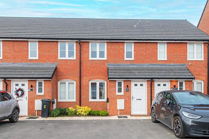 2 Bedroom Terraced House To Rent In Bradshaw Close, Market Harborough, LE16