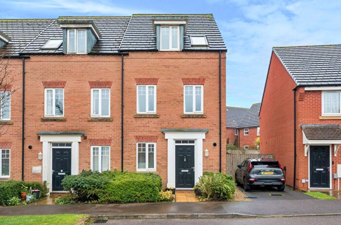 3 Bedroom End Terrace House For Sale In Peppercombe Avenue, Exeter, EX1