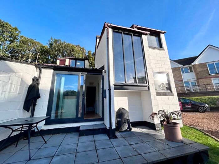 2 Bedroom Bungalow To Rent In Creek Gardens, Ryde, PO33
