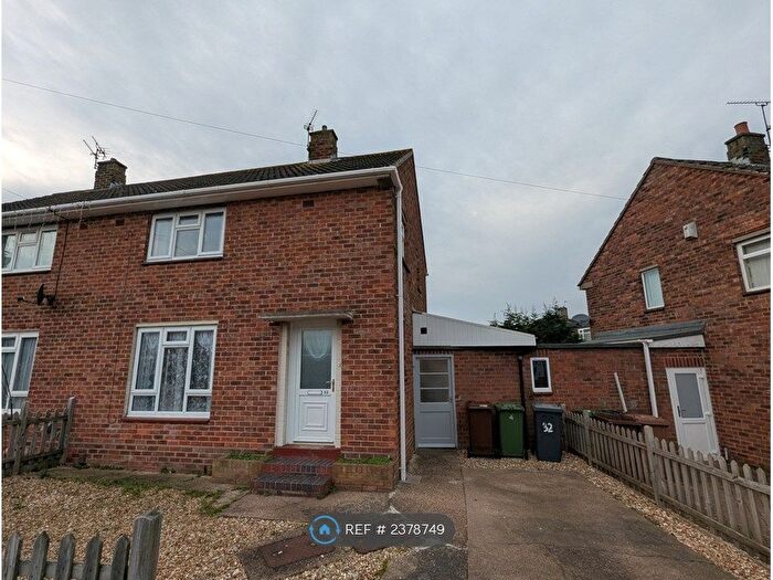 3 Bedroom Semi-Detached House To Rent In Willingham Avenue, Lincoln, LN2