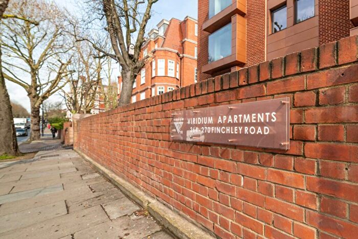 3 Bedroom Flat To Rent In Viridium Apartments, Hampstead, London, NW3