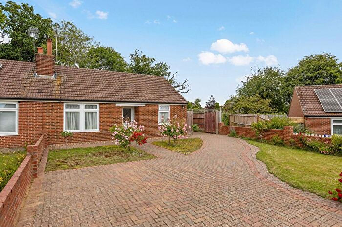 2 Bedroom Semi-Detached Bungalow For Sale In Lawn Close, Offley, SG5