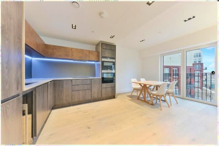 2 Bedroom Flat To Rent In Exchange Gardens, Vauxhall, SW8