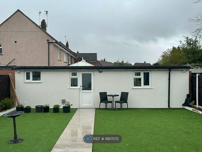 Studio To Rent In Lenthall Avenue, Grays, RM17