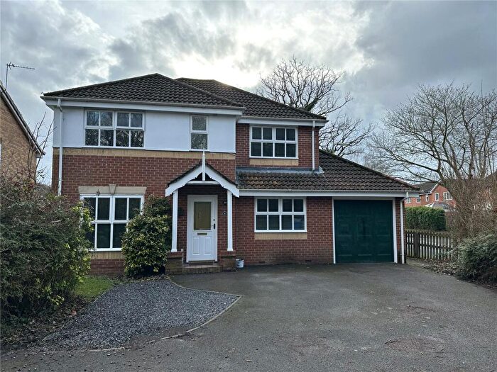 4 Bedroom Detached House To Rent In Richmond Close, Farnborough, Hampshire, GU14