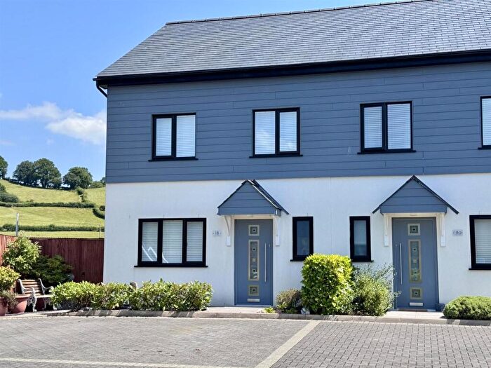 4 Bedroom Semi-Detached House For Sale In Maes Tawel, Llanrwst, LL26