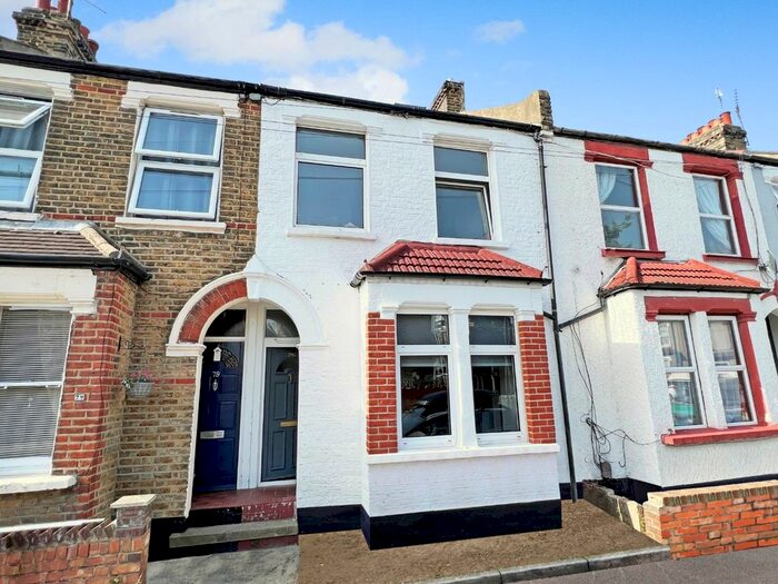 4 Bedroom Terraced House To Rent In Marmadon Road, Plumstead, London, SE18