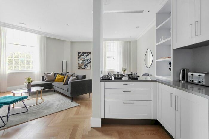 2 Bedroom Flat To Rent In Millbank, London, SW1P