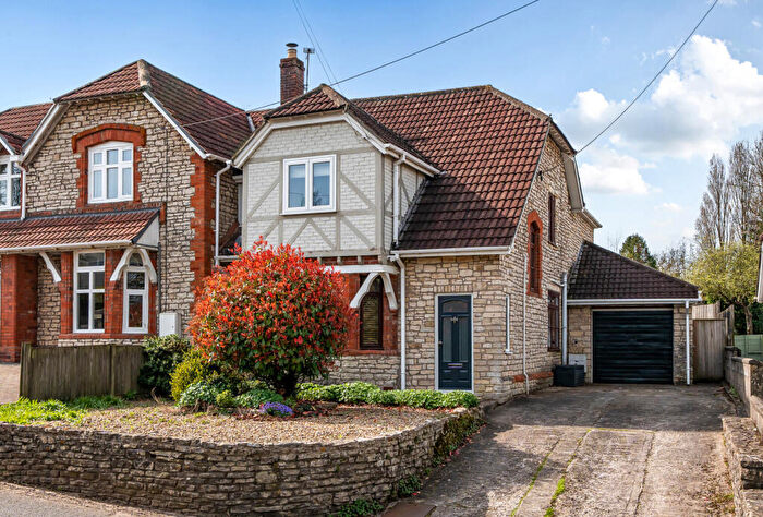 4 Bedroom Semi-Detached House For Sale In Silver Street, Midsomer Norton, Radstock, Somerset, BA3