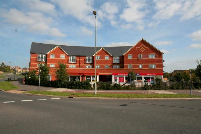2 Bedroom Flat To Rent In Richmond Meech Drive, Kennington, Ashford, TN24