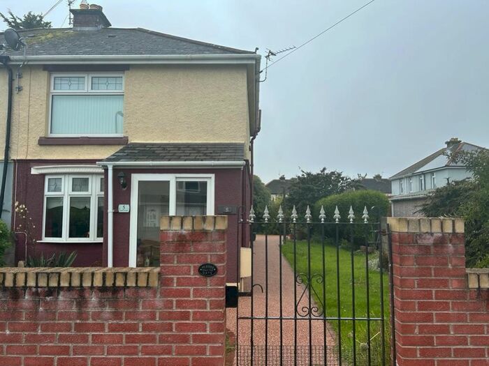 3 Bedroom Semi-Detached House To Rent In Charter Avenue, Barry, CF62