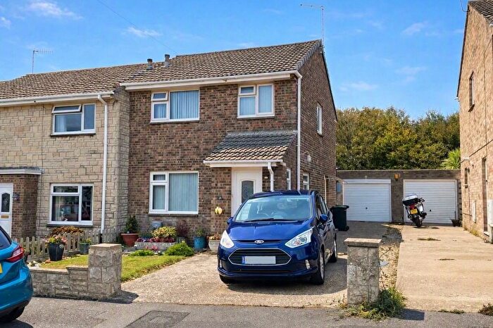 3 Bedroom Semi-Detached House For Sale In Spiller Road, Chickerell, DT3