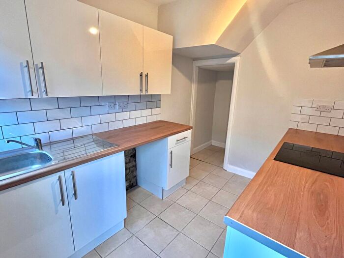 3 Bedroom Terraced House To Rent In Third Avenue, Forest Town, NG19