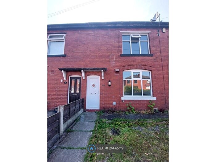 2 Bedroom Terraced House To Rent In Glenboro Avenue, Bury, BL8
