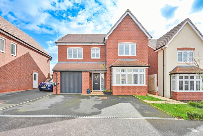 4 Bedroom Detached House For Sale In Hodgson Road, Shifnal, TF11