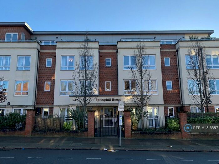1 Bedroom Flat To Rent In Springhill House, London, NW2