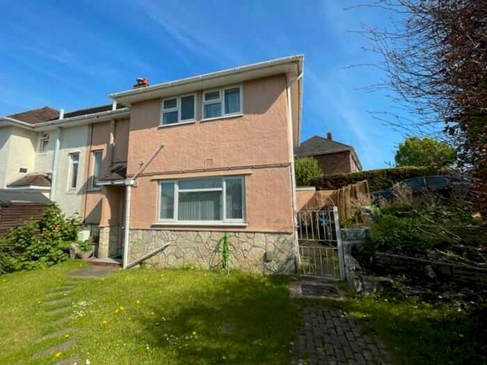 3 Bedroom House To Rent In Rochester Road, BH11