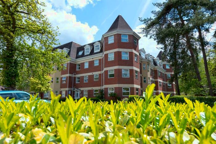 2 Bedroom Apartment To Rent In Camberley, GU15