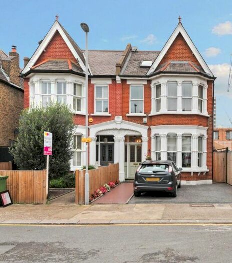 4 Bedroom Property To Rent In Sussex Road, New Malden, KT3