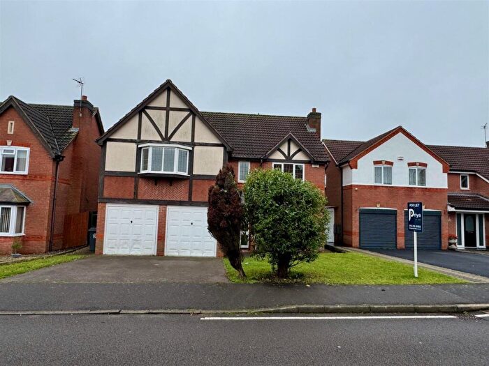 5 Bedroom Detached House To Rent In Duncombe Road, Leicester, LE3