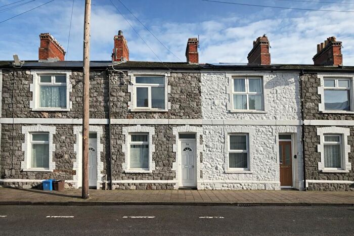 2 Bedroom Terraced House For Sale In Inchmarnock Street, Splott. Cardiff, CF24