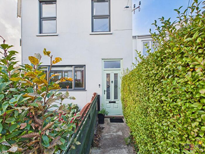 4 Bedroom Maisonette For Sale In Prestbury Road, Cheltenham, GL52