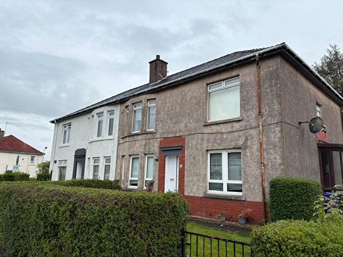 2 Bedroom Flat To Rent In Polnoon Avenue, Glasgow, G13