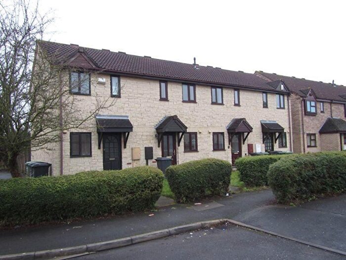 1 Bedroom End Of Terrace House To Rent In Meadow Way, Bradley Stoke, BS32