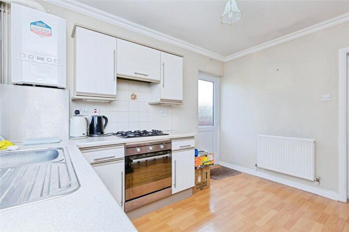 2 Bedroom Bungalow For Sale In Griffin Close, Thurmaston, Leicester, Leicestershire, LE4