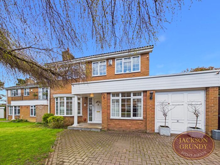 4 Bedroom Detached House For Sale In Hall Close, Kislingbury, NN7