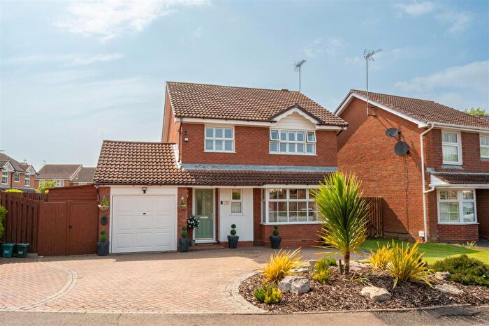 4 Bedroom Detached House For Sale In Wisden Avenue, Burgess Hill, RH15