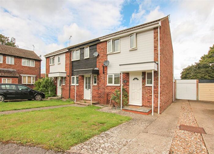 2 Bedroom End Terrace House For Sale In Galsworthy Place, Aylesbury, HP19