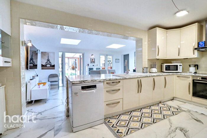 3 Bedroom Semi-Detached House For Sale In Weeley Road, Clacton-On-Sea, CO16